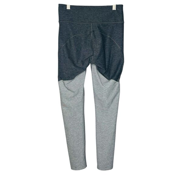 Outdoor Voices Leggings Women’s Small Gray Graphite / Ash / Dove 7/8 Tri-Tone - Picture 3 of 4